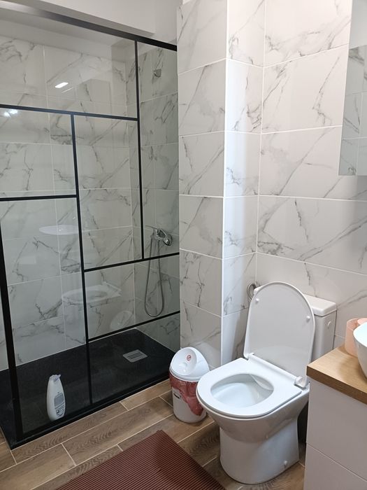 Inchiriez Apartament 2 camere