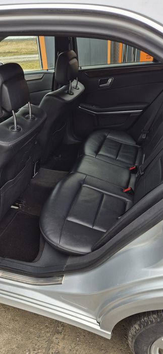 Mercedes E-Class 2010