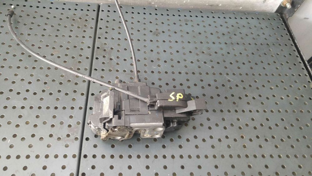 Broasca dreapta spate renault megane 3