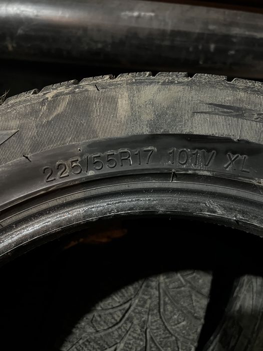 Зимние шины 225/55R17