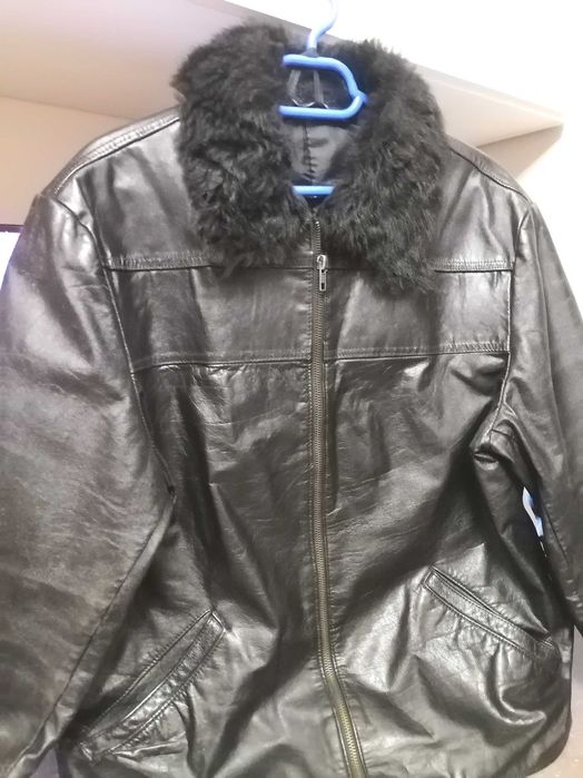 Vând costume bărbați, sacou, veste, geci femei, Oradea