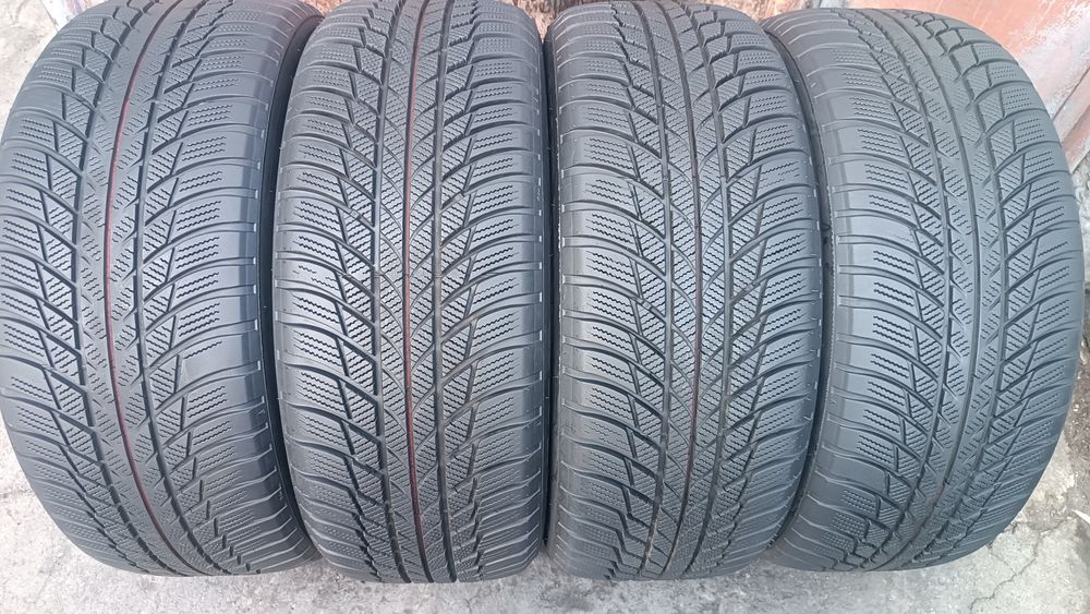 215/55/17 Bridgestone
