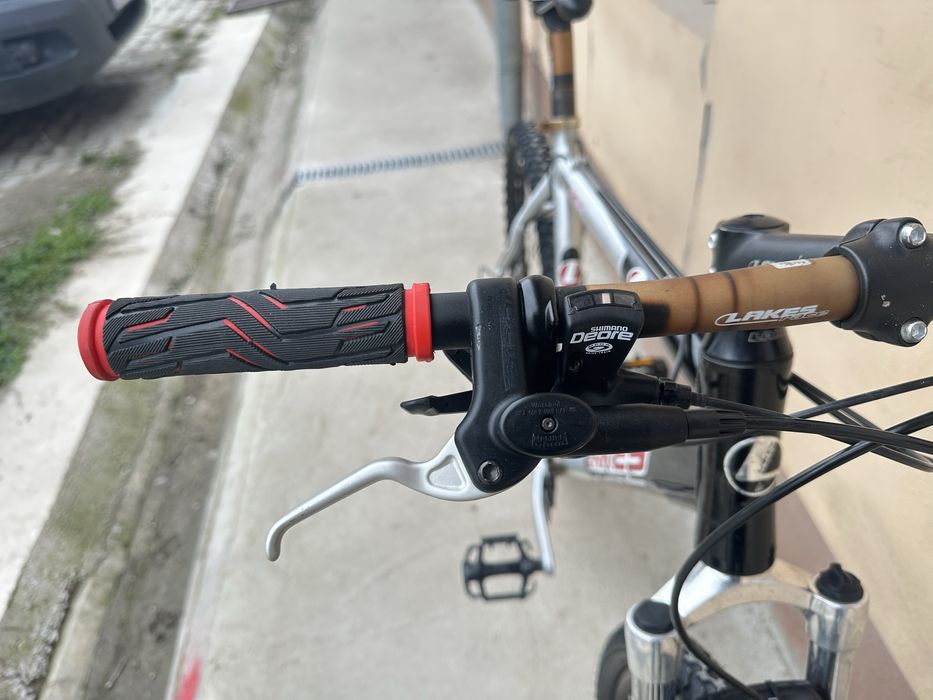 Bicicleta MTB Lakes 26 Inch Aluminiu frane hidraulice pe disc RockShox