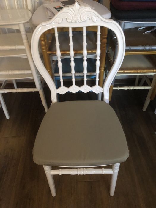 Pernute Scaune Chiavari