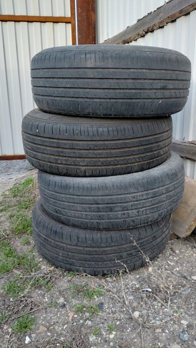 Продам. Резини  на