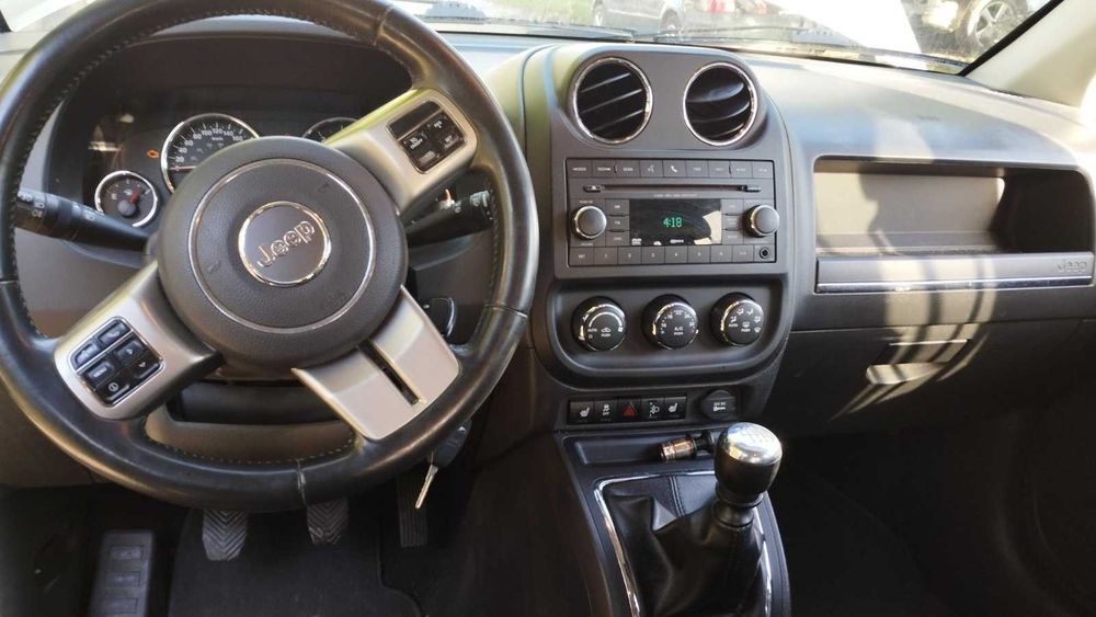 Jeep Compass 2.2 2011г на ЧАСТИ →