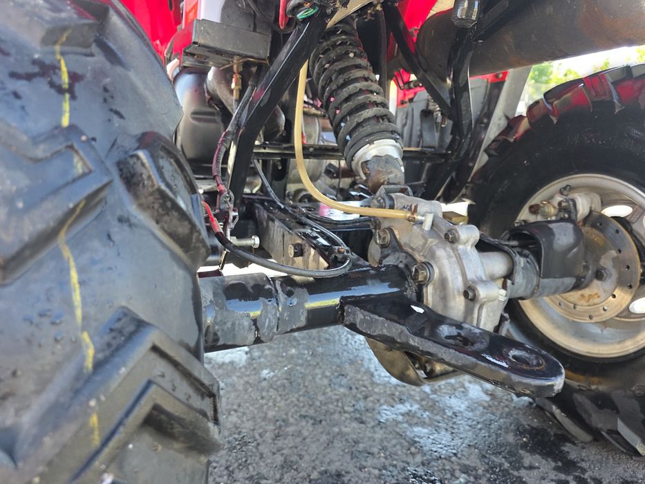 ATV Linhai 300cmc 4x2 doar 1350km ca nou