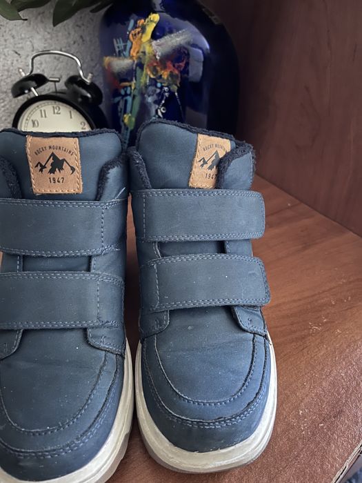 Кецове, боти, пантофи, чехли, цвички и сандали за момче номер 30