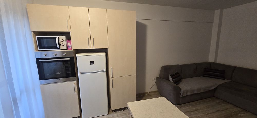 Inchiriez Apartament 2 camere