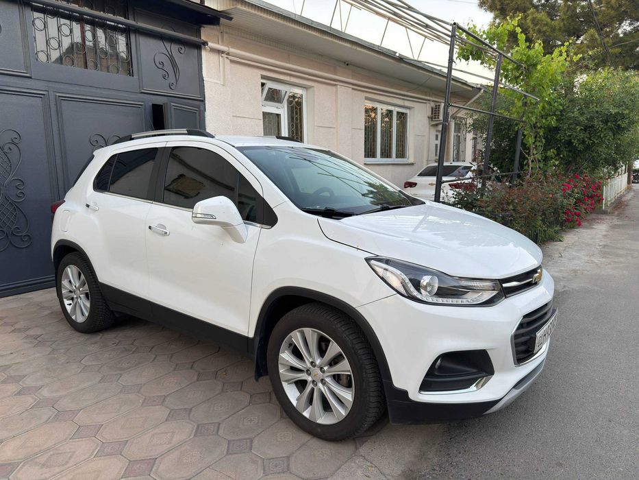 Tracker 1 Premier 2020
