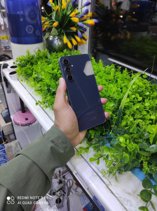 Samsung A55 8/128gb holati alo