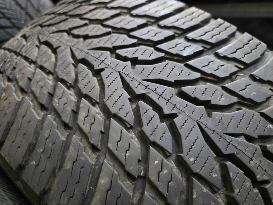 4бр Зимни гуми 215 60 16 - Nokian - DOT 2023