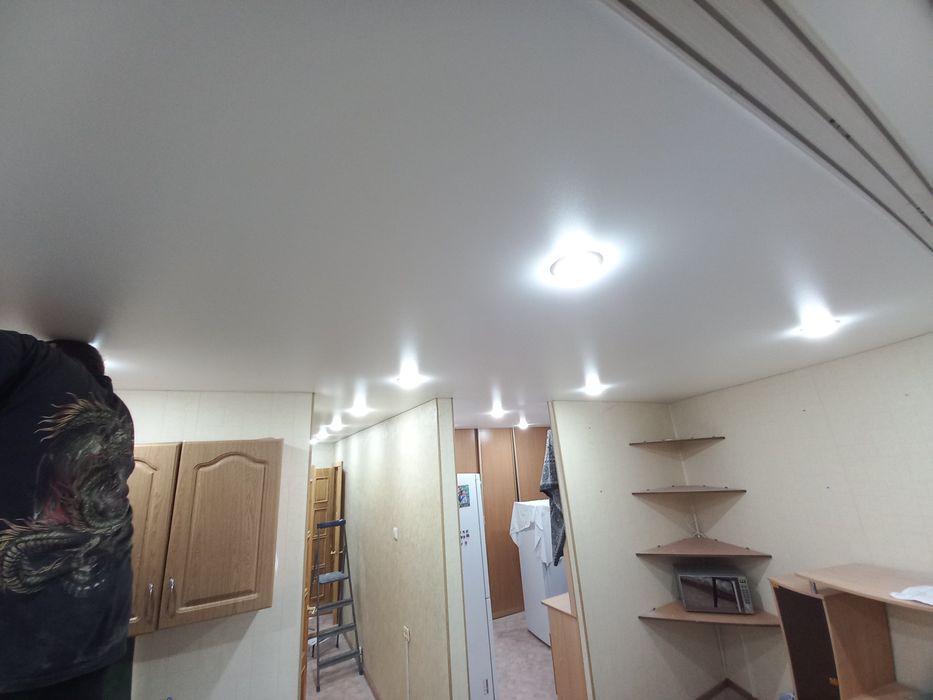 Натяжные потолки