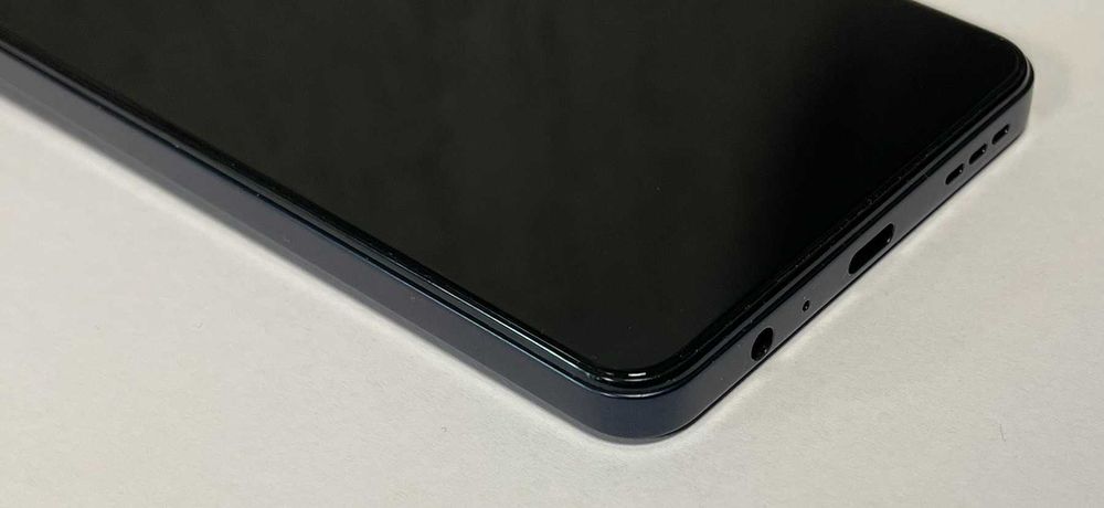 Смартфон ZTE A76 5G 128/4GB