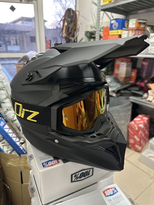 НОВО! Комплект кросови каски с очила