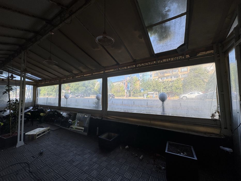 Противовятърни ролетни щори- винили