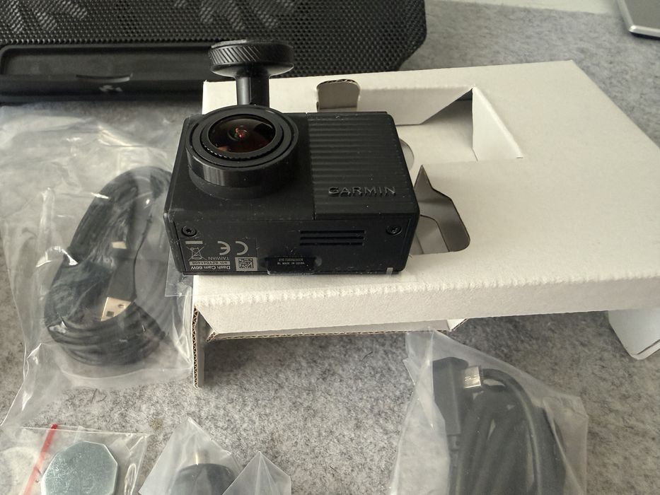 Camera bord Garmin noua