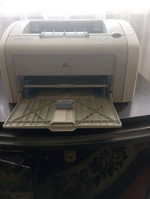 HP 1020 принтер в отличном сотоянии
