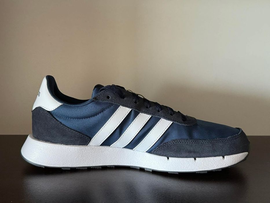 adidas Маратонки RUN 60S 2.0/ 42.5номер 27см Стелка  Нови с Кути