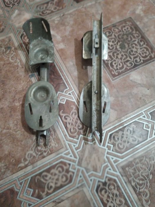 Коньки двухполозные, новые