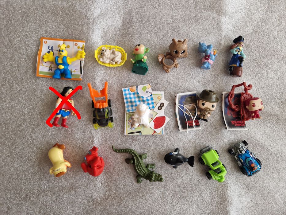 Играчки Kinder Joy, Kinder Surprise и други