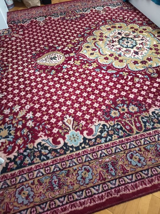 Vând covor persan mare