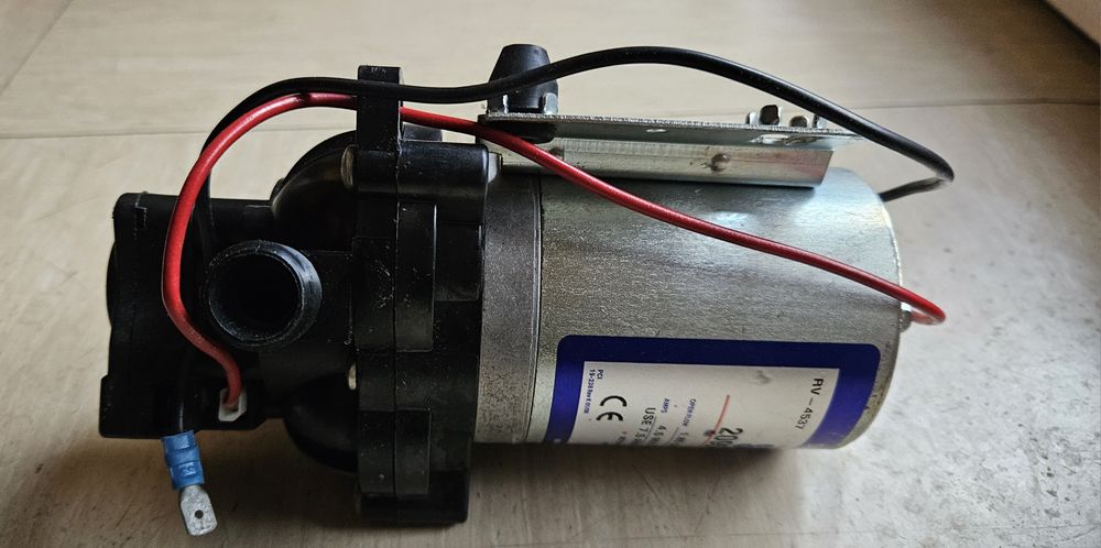 Водна помпа SHURflo trail  king 7