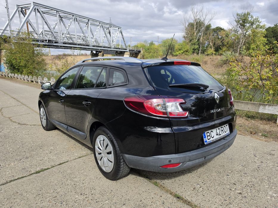 RENAULT Megane 2013 — imagine 3