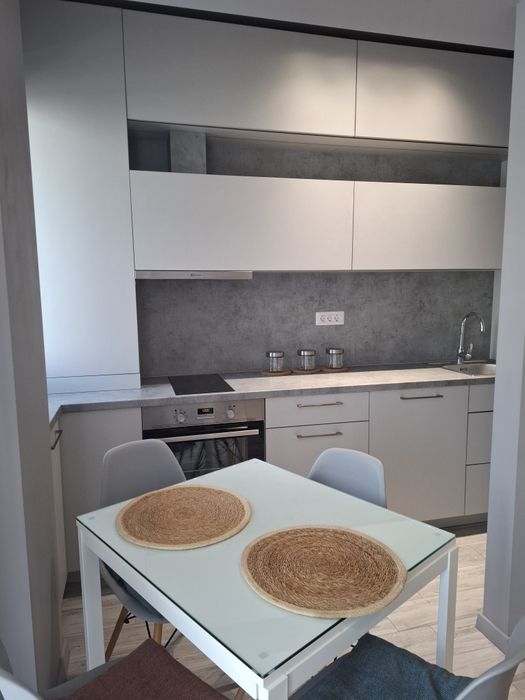 Închiriere apartament 2 camere