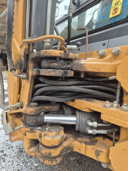 Экскаватор погрузчик