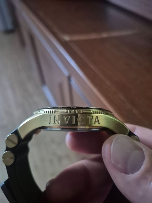 Продам мужские наручные часы