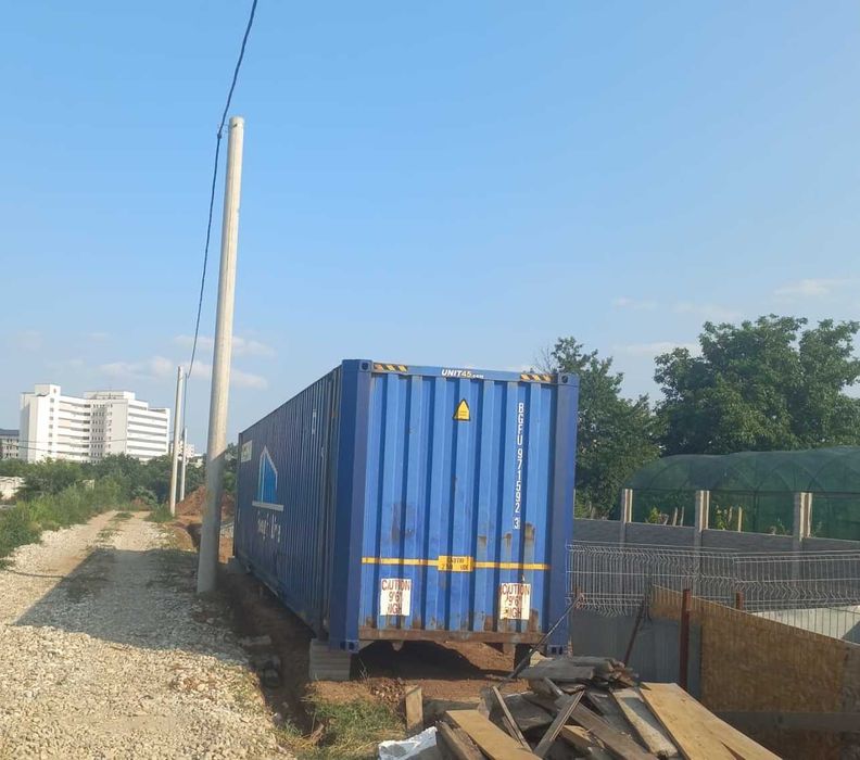 Teren 142mp cu Container – Utilități Oraș – Ideal Depozitare/Weekend