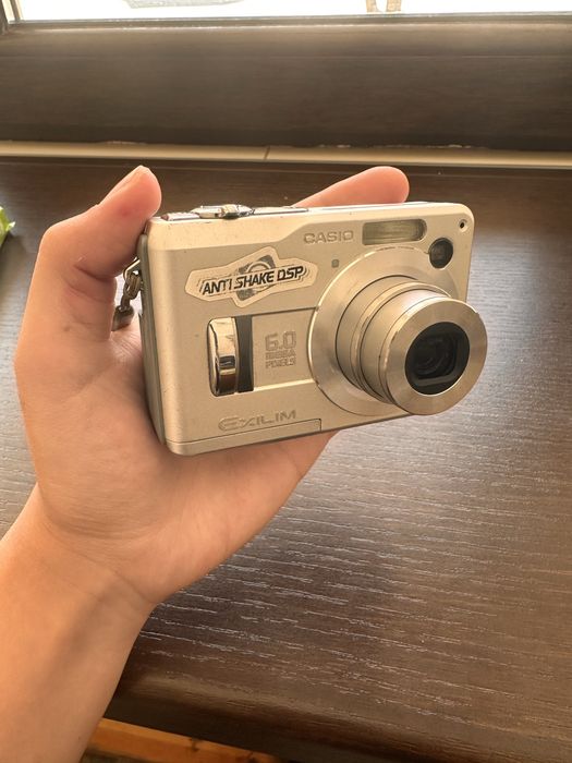 Цифровая мыльница Casio Exilim Z110