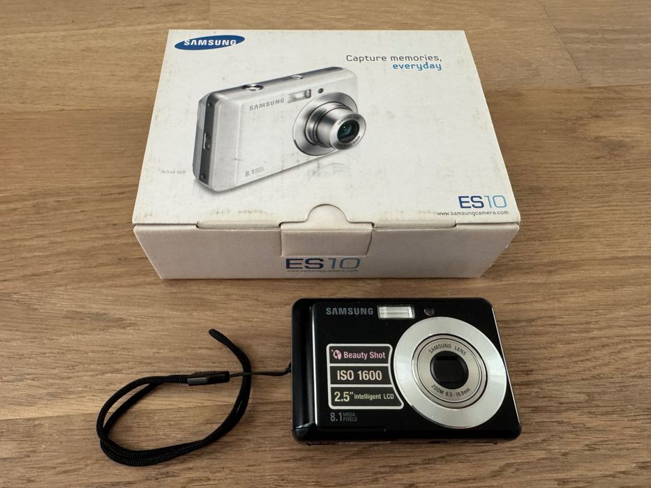 Aparat foto digital Samsung ES10 8.1 MP + cutie originală + card SD + încărcător
