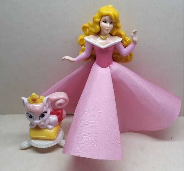 Макси серия Дисни принцеси на Киндер - Princess Palace Pets (2016)