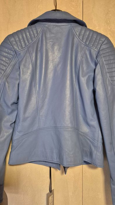 Късо вталено яке от естествена кожа