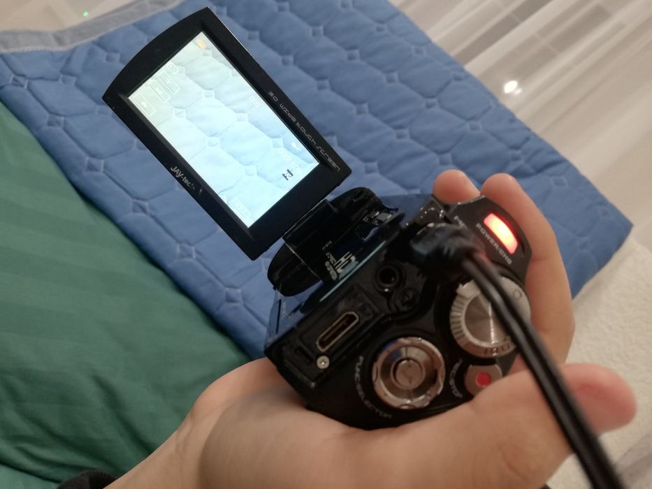 Продам видеокамеру