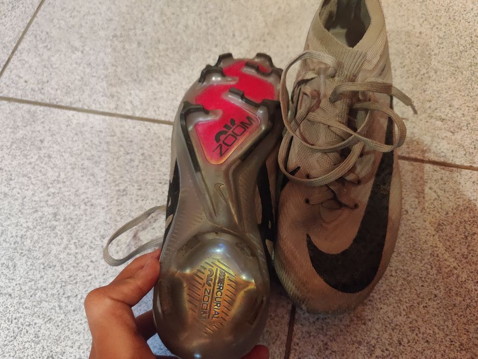 Бутсы нак аир 40 размер