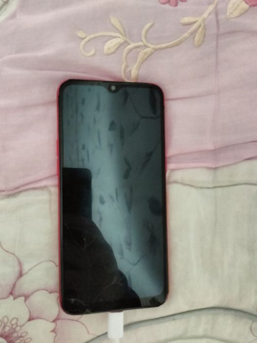 Продам телефоны на запчасти