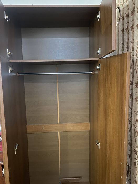 Продам 3 шифонера и комод