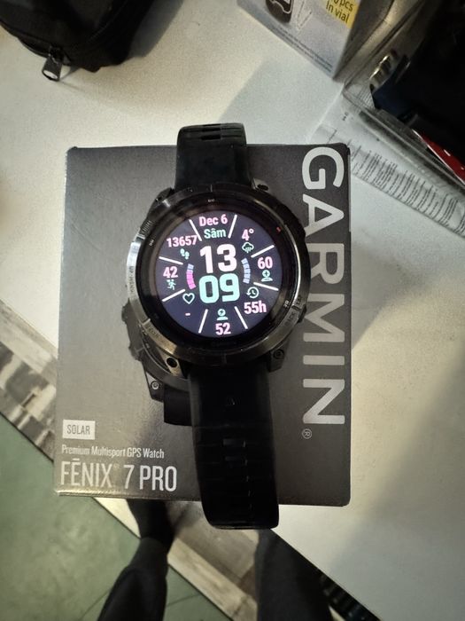 Garmin fenix 7 pro solar lanterna incorporata