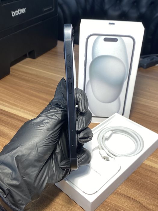 iPhone 15• 128 GB • Black / Cod produs: 5103