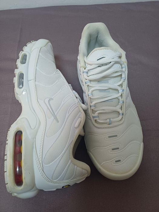 Nike Air Max Plus TN (Triple White) – Mărimea 43