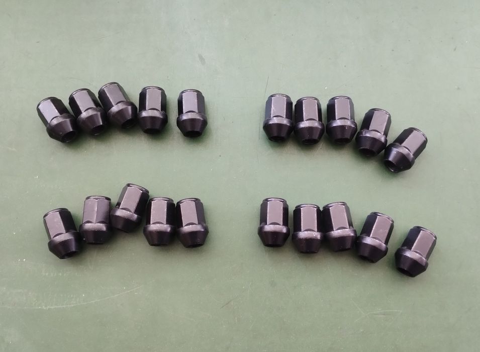 Prezoane Piulite Negre M12 x 1,5 Ford Volvo Jaguar