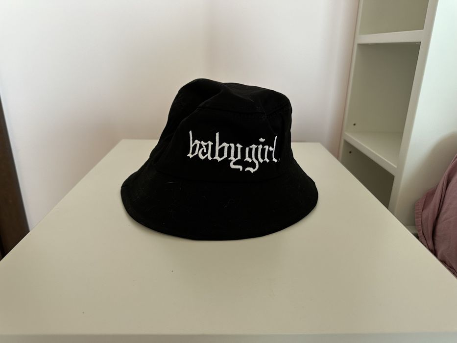 Шапки идиотки дамски