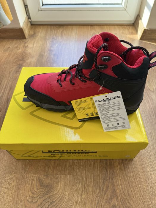 Зимни Обувки Булдозер