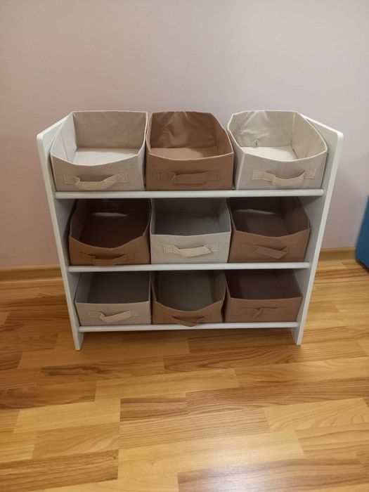 Vand organizator jucarii in stare buna