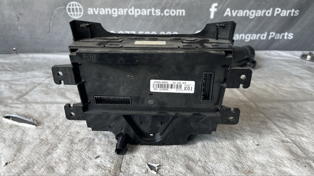 Панел климатроник Hyundai i30 2021г