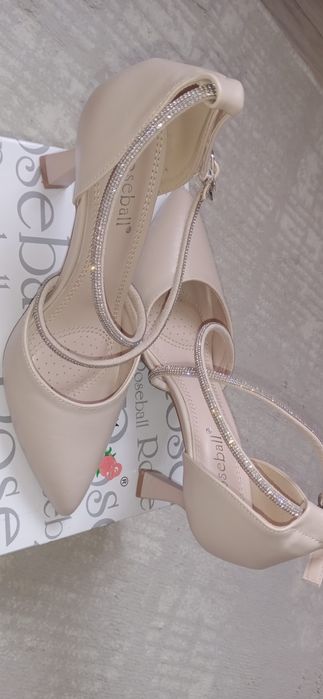 Продам каблук Хорошем состояние