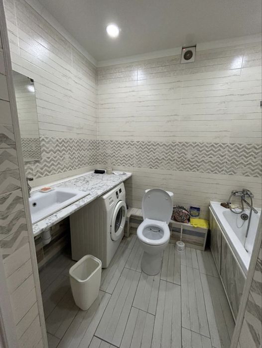 Батыс 2 районынан подселениеге кыз бала керек